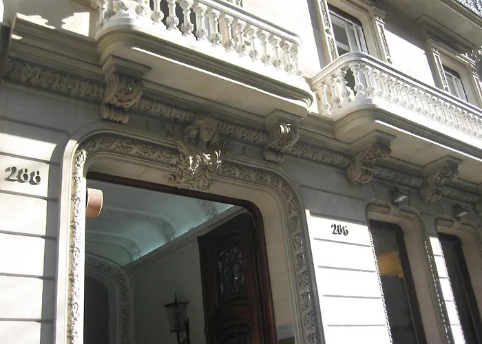 Circa 1905 Bed & Breakfast Barcelona