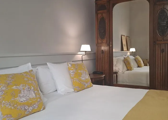 Circa 1905 Bed & Breakfast Barcelona